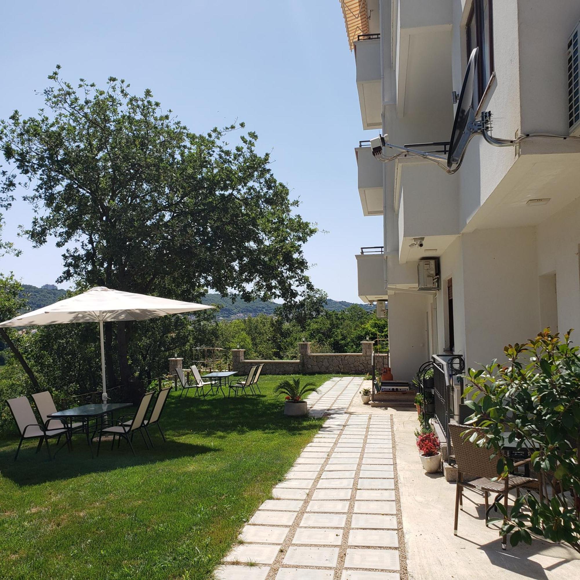 Green Hill Apartments Ulcinj Exteriör bild