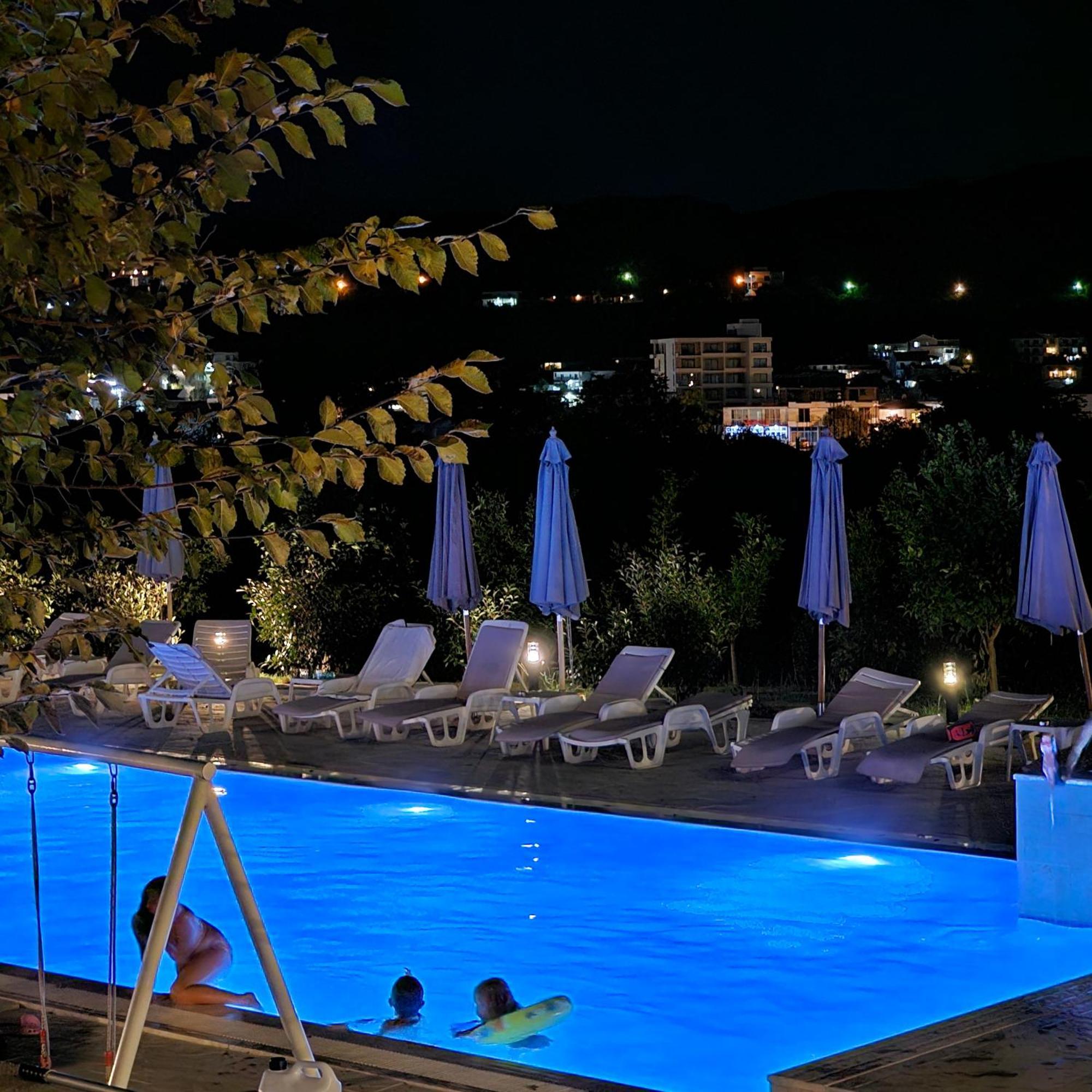 Green Hill Apartments Ulcinj Exteriör bild