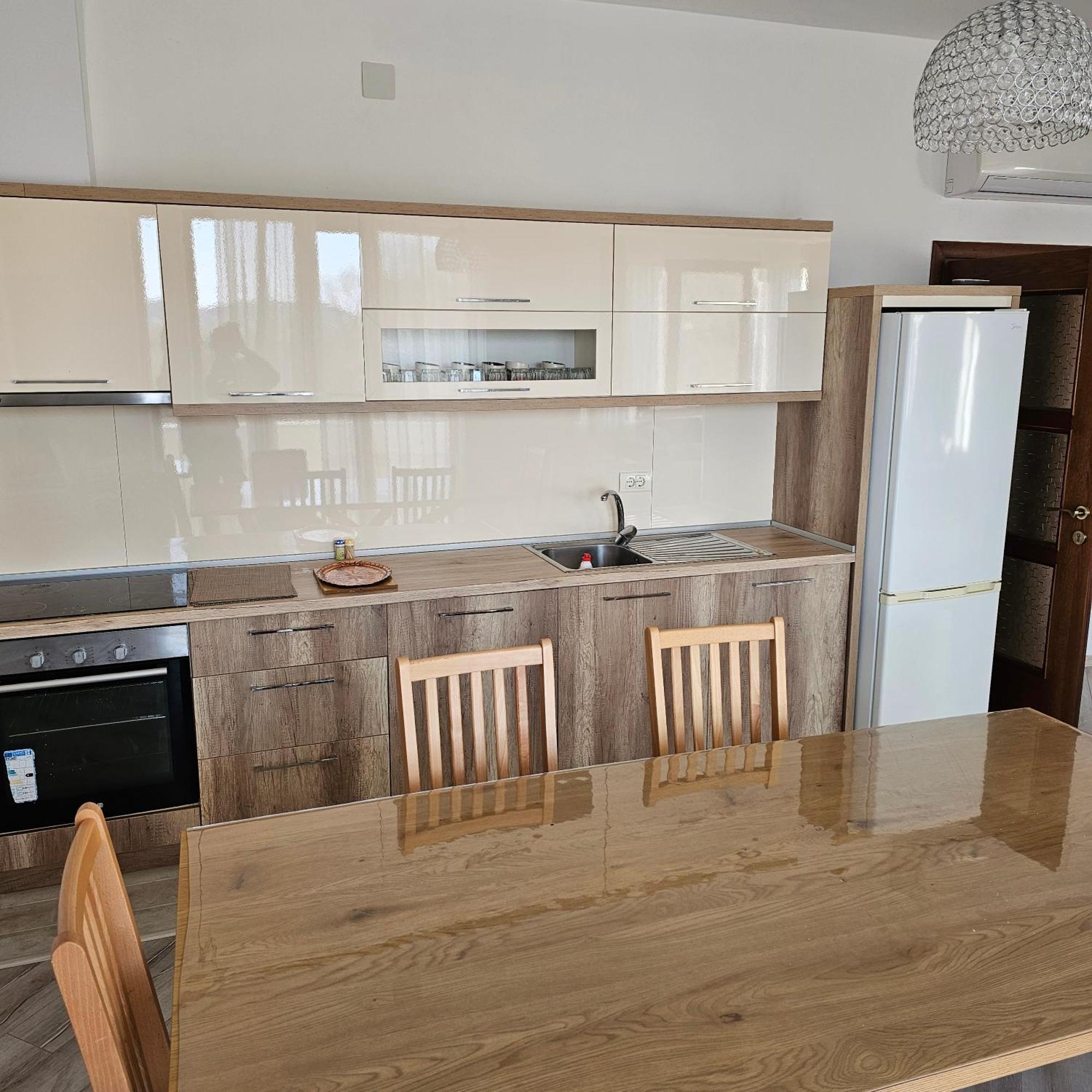 Green Hill Apartments Ulcinj Rum bild